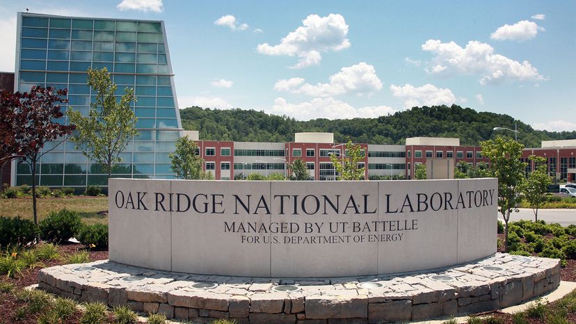 oak ridge, nuclear plant	