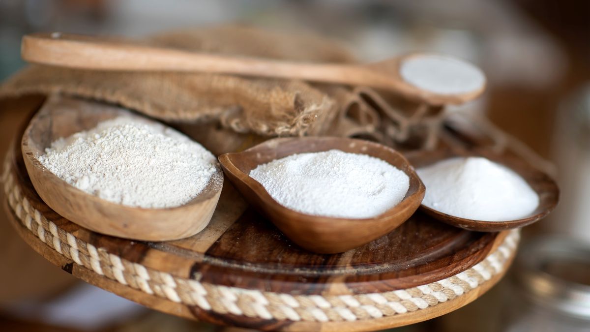 What’s the Difference Between Baking Soda and Baking Powder?