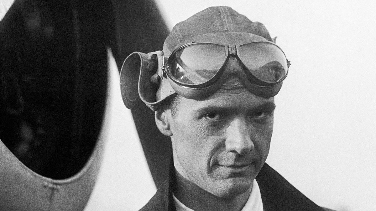 The Tragic Life and Curious Death of Howard Hughes