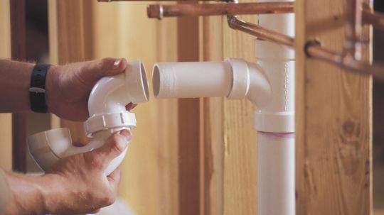 How to Apply and Remove PVC Pipe Glue