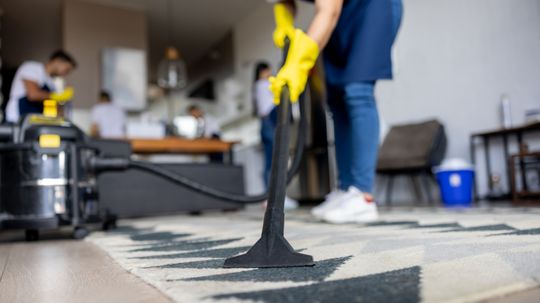 How to Start a Cleaning Business With No Money