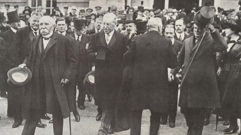 The Treaty of Versailles: Did the End of WWI Cause the Start of WWII? - Vimarsana News