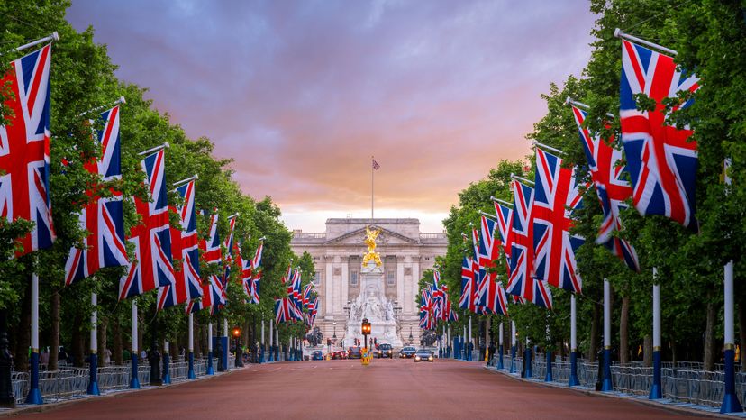 Union Jacks, Buckingham Palace, The Mall,