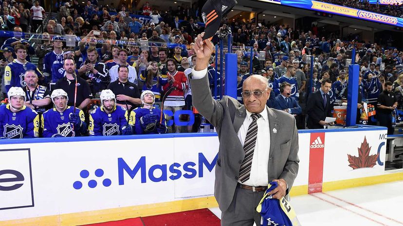 Hockey trailblazer Willie O'Ree sees all obstacles in front of him… and  with just one good eye – New York Daily News