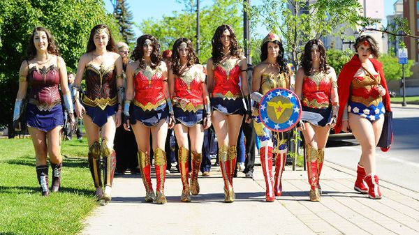 People dressed up as Wonder Woman