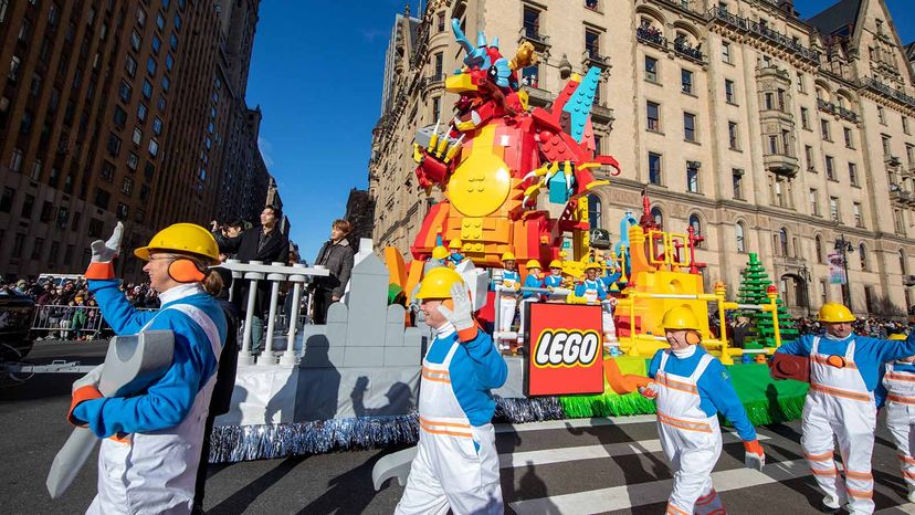 Macys Parade Floats Ultimate Guide To The Macys Thanksgiving Day