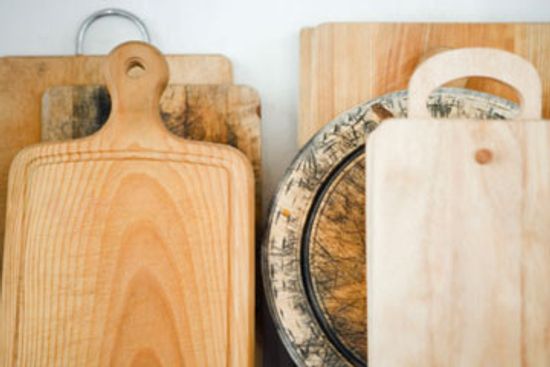 How to Maintain a Clean Cutting Board