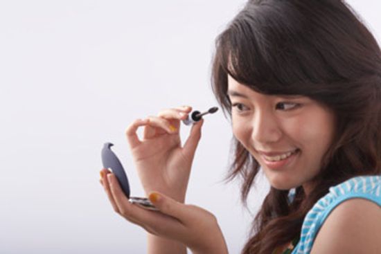 18新利最新登入睫毛膏怎么扩展你的睫毛吗?”class=