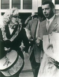 Marilyn Monroe Marries Joe DiMaggio – 1954