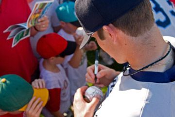 baseball player autograph