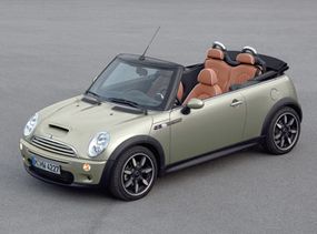 2007 MINI Cooper Convertible with Sidewalk Package