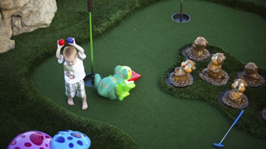 How to Build a Backyard Mini Golf Course