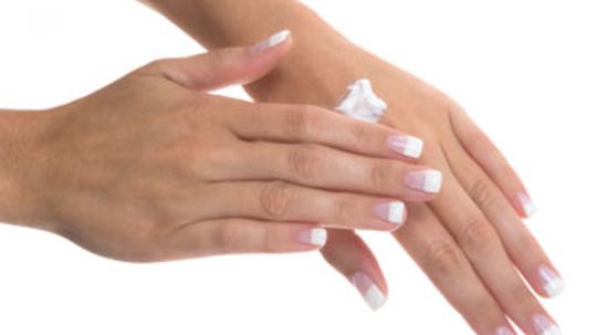 How to Moisturize Your Hands