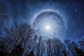 Why you saw a halo around the moon last night