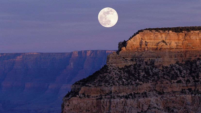full moon Grand Canyon
