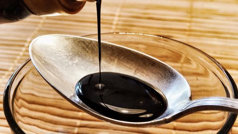 Molasses: The Sticky Story of a Dark and Syrupy Sweetener - Vimarsana News