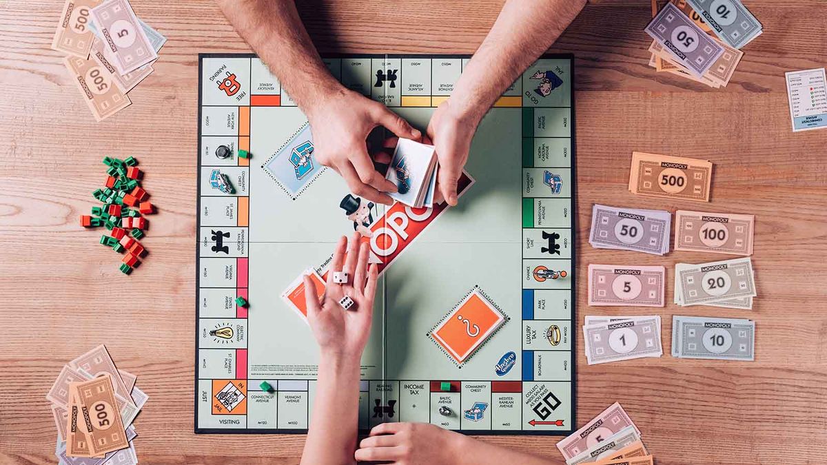 Monopoly Rules for Classic Gameplay and Shorter Rounds