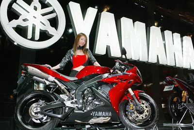 yamaha r1 motorcycle