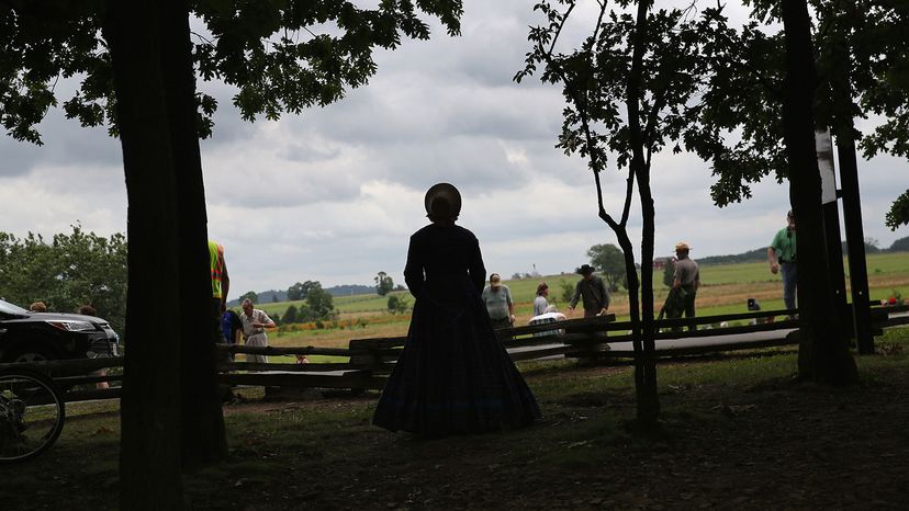 woman civil war re-enactor