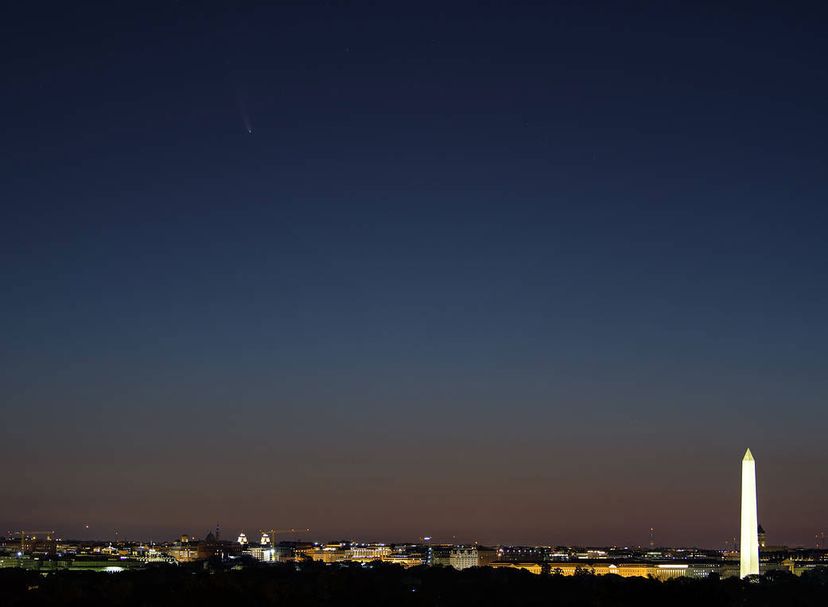 Comet Neowise，华盛顿＂border=