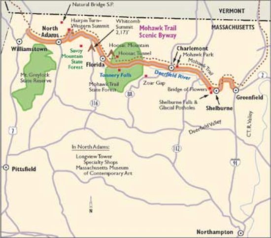 麻萨诸塞州风景优美的驱动器:莫霍克”class=