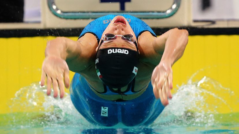Katinka Hosszu , backstroke race push off