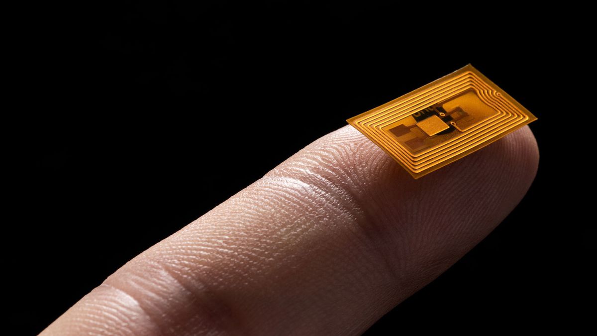 What's an NFC Tag? HowStuffWorks