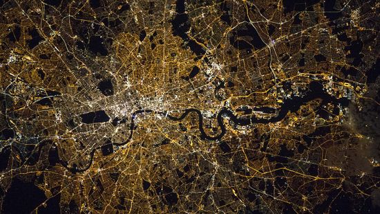 光污染正在偷走夜晚”class=