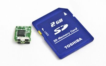 Nintendo 3DS IR chip and SD card