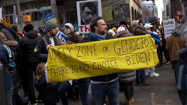 Crowd of protestors advocating for city life.