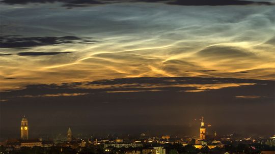 Ice Crystals Cause Beautiful Noctilucent Clouds