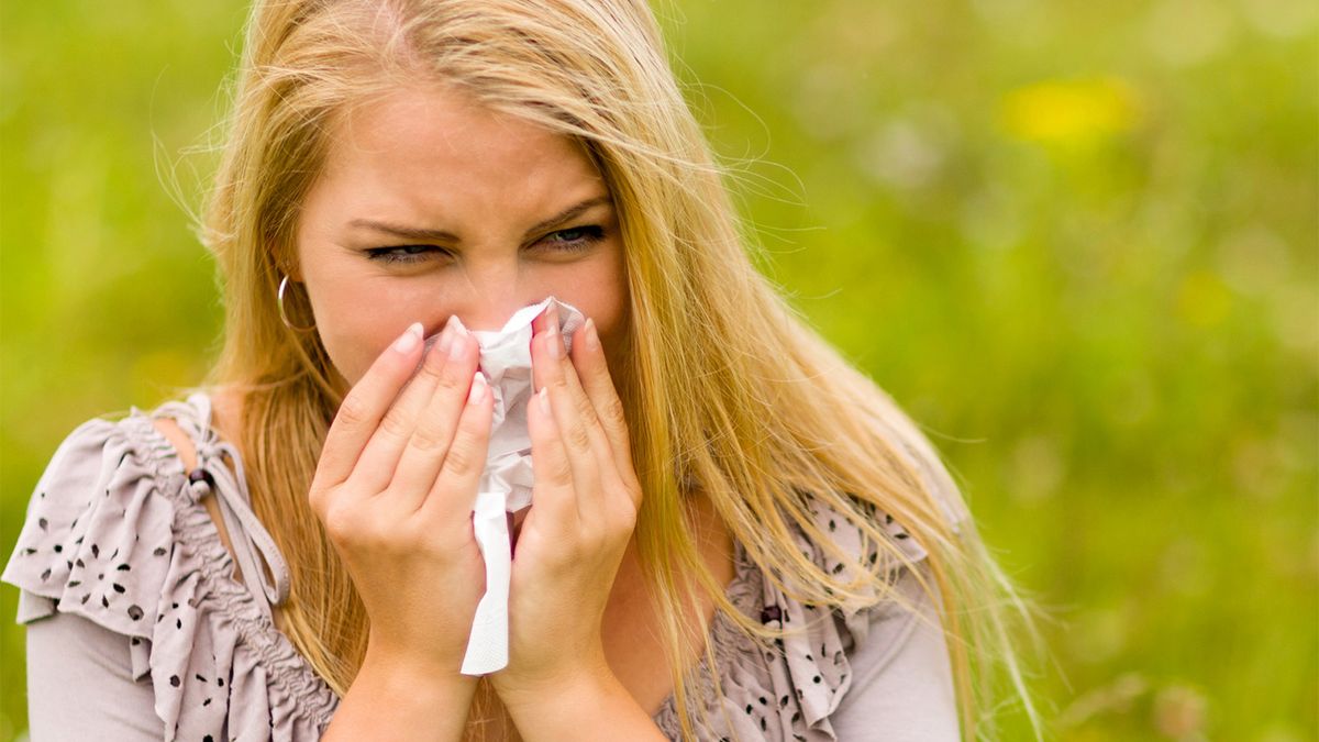 5 Reasons To Blow Your Nose Gently Howstuffworks 