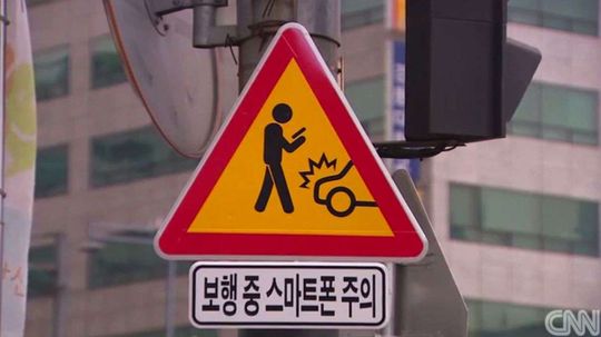 Seoul Tries to Battle Smartphone Zombies