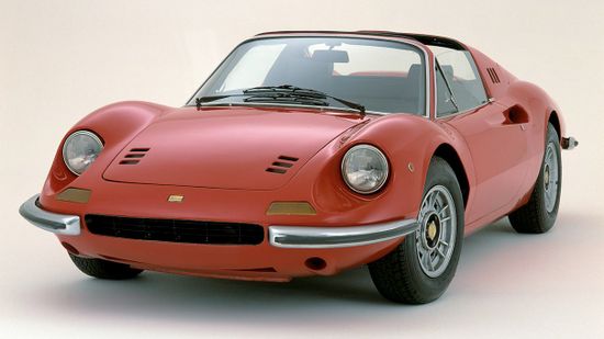 奇怪的情况下埋的法拉利”class=