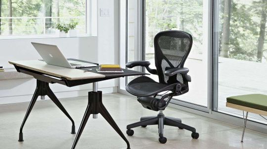 The Uber-popular Aeron Chair Was First Made for Grandma