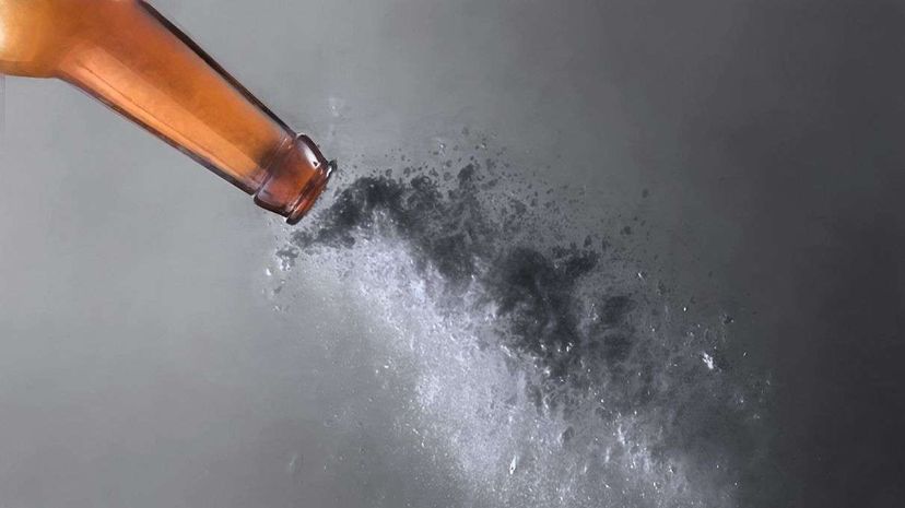 Powdered booze isn't for sale yet in the U.S. Istmylisa/Mitch Payne/Getty/HowStuffWorks