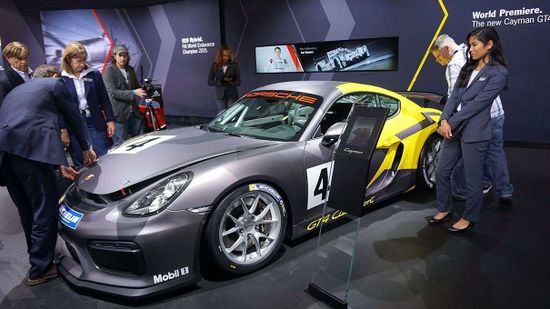 4跑车加速2015年洛杉矶车展18新利最新登入”class=