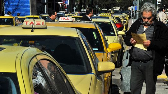 Do Taxi Drivers Overcharge Business Travelers? One Study Investigates