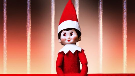 我们应该起来反抗架子上的小精灵吗?＂width=