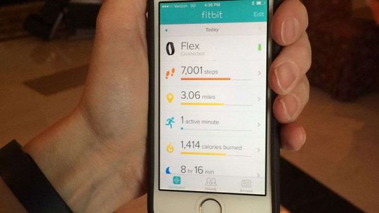 这是为什么你的朋友总是在Fitbit 1号吗?”border=