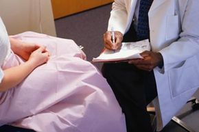 对于被诊断患有卵巢囊肿的女性，请记住，大多数类型的卵巢囊肿不会直接影响你生育孩子的机会。＂width=