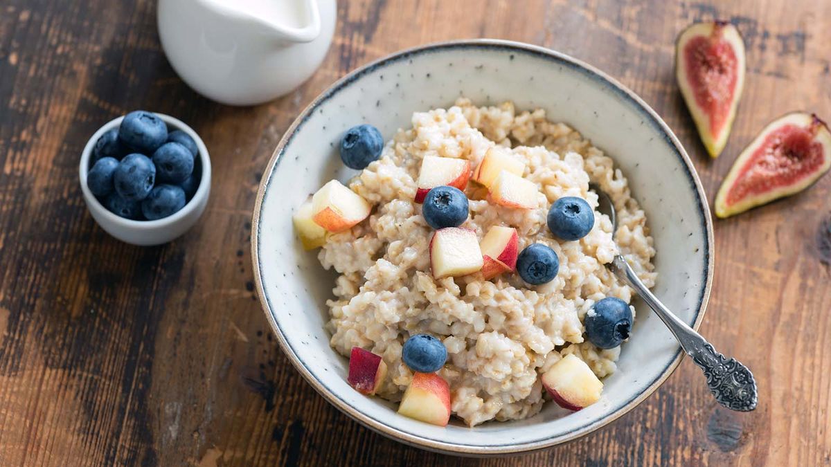 What’s the Difference Between Steel-cut and Rolled Oats?