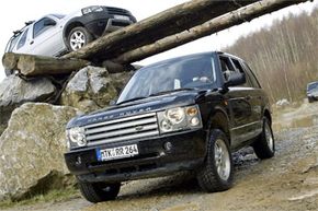 Land Rover learning to off-road