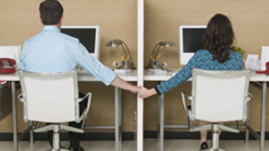 5 Rules of Office Dating Etiquette