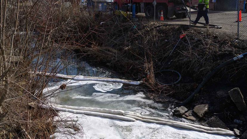 booms in Sulphur Creek 