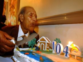 Los Angeleño George Smith celebrates his 104th birthday in 2002.