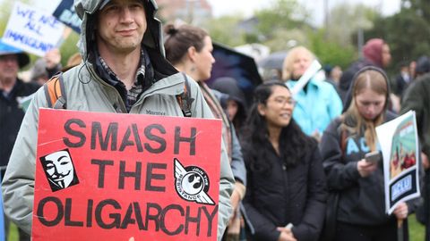 What Is an Oligarchy and Has the U.S. Become One? - Vimarsana News