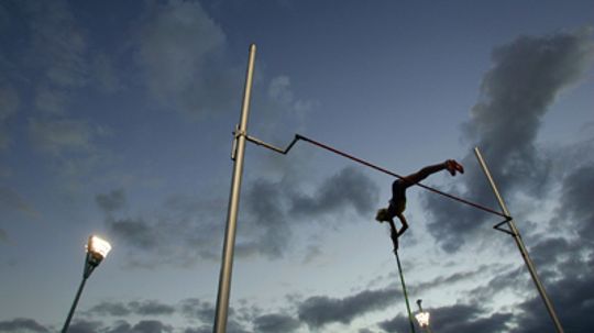 How Pole Vaulting Works