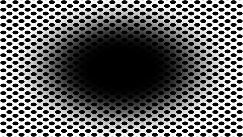 expanding black hole illusion