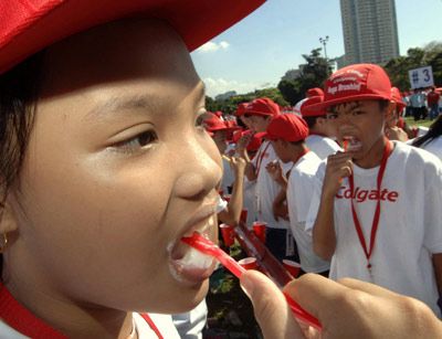 Filipinos after teethbrushing record